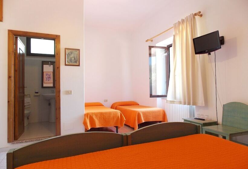 Standard Room, S'enis Monte Maccione