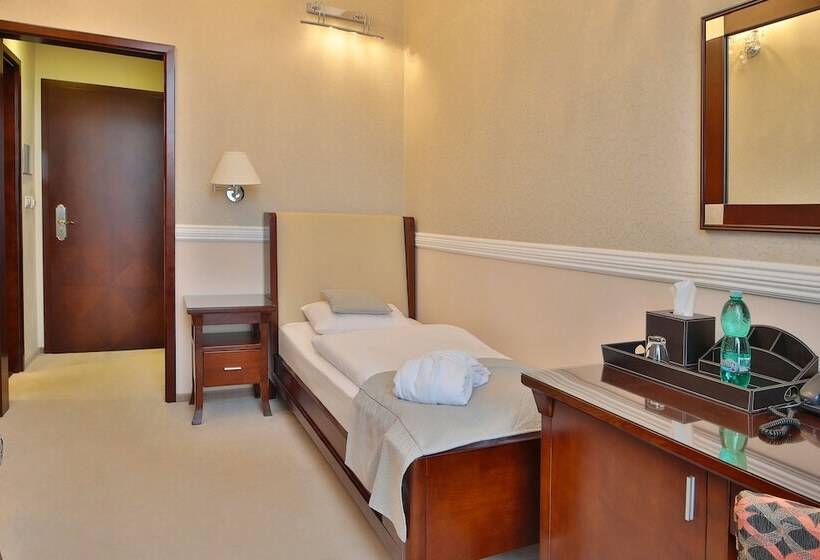 اتاق استاندارد یک نفره, Sun Palace Wellness