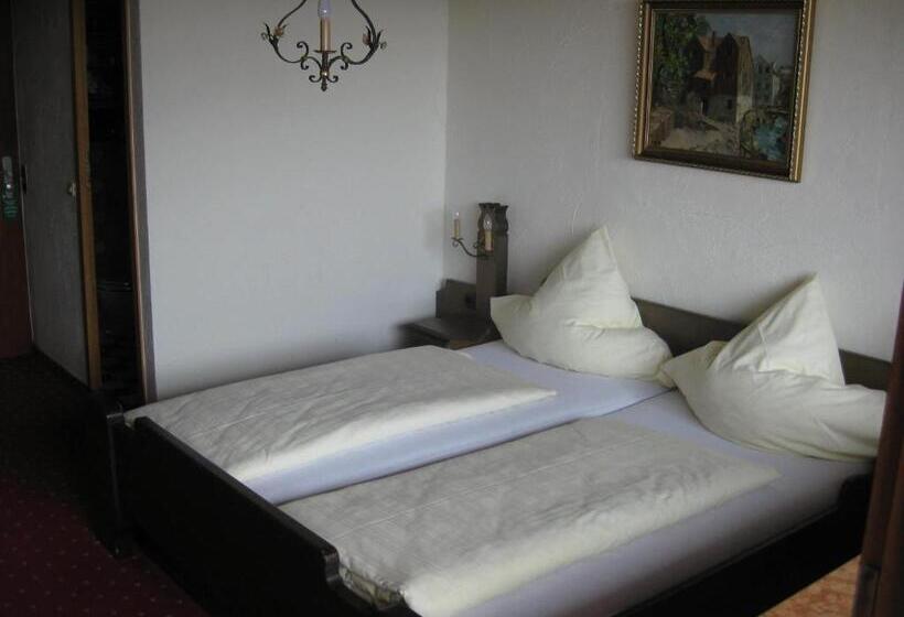 اتاق استاندارد, Panoramahotel Karwendelhof