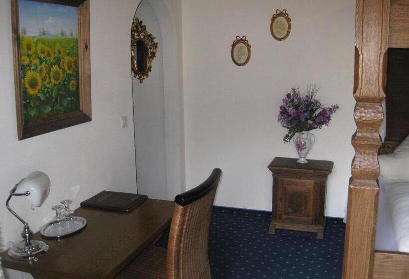 اتاق لوکس, Panoramahotel Karwendelhof