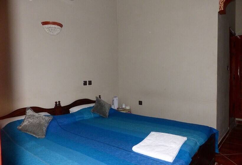 اتاق استاندارد یک نفره, Riad Oussagou