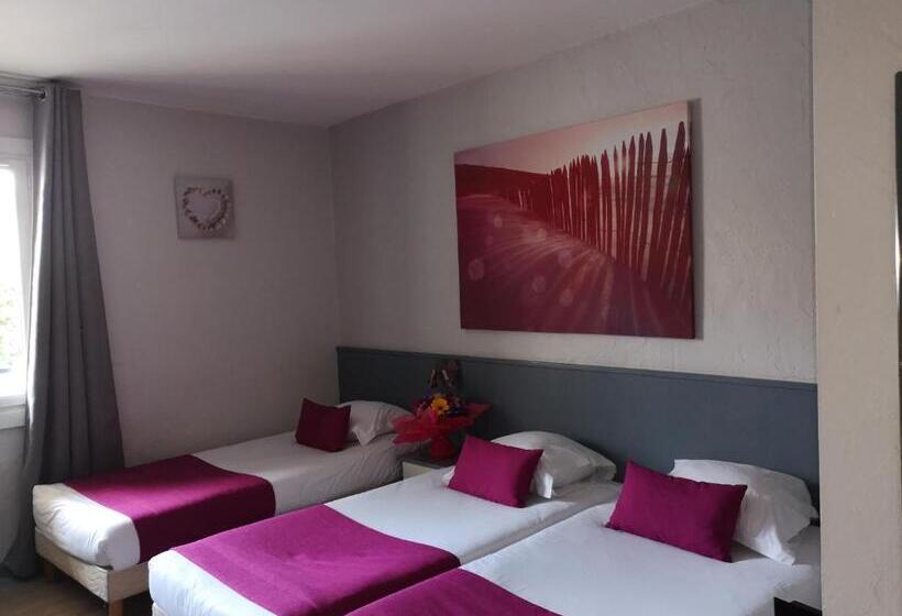 اتاق استاندارد سه نفره, Atoll Hotel Restaurant