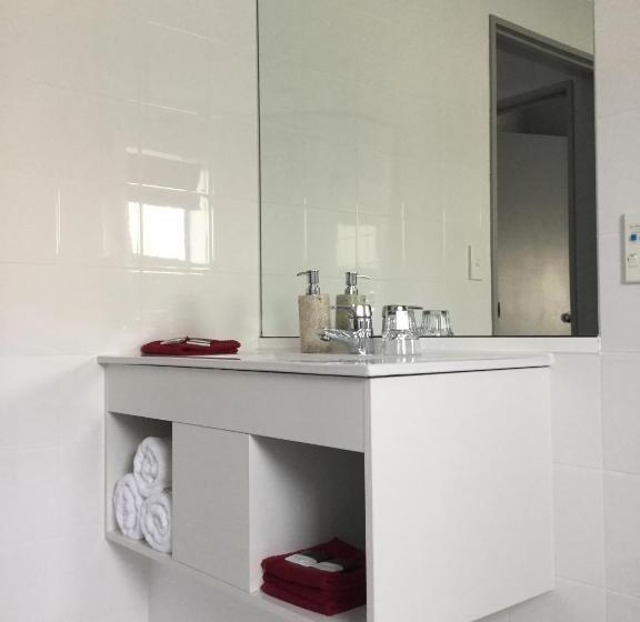 سوییت, Aubyn Court Spa Motel