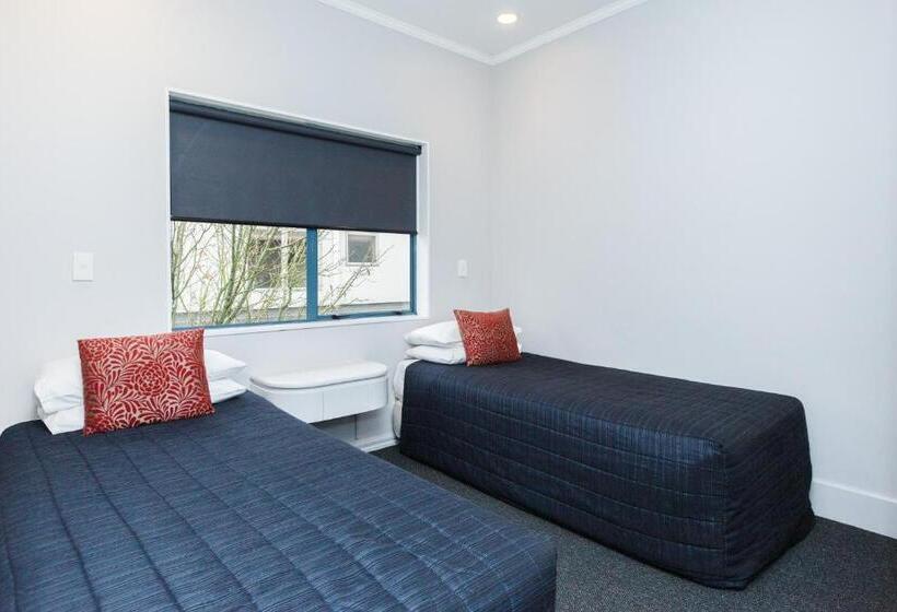 2 Bedroom Suite, Aubyn Court Spa Motel