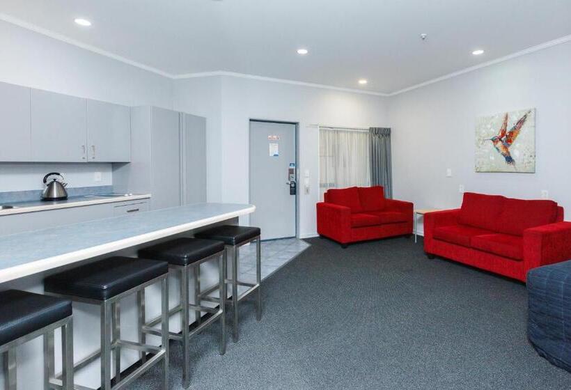 سوئیت 2 خوابه, Aubyn Court Spa Motel