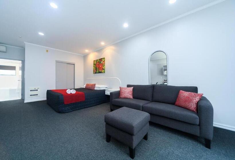 سوییت, Aubyn Court Spa Motel