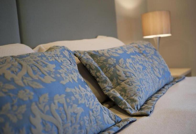 سوییت اجرایی, Aubyn Court Spa Motel