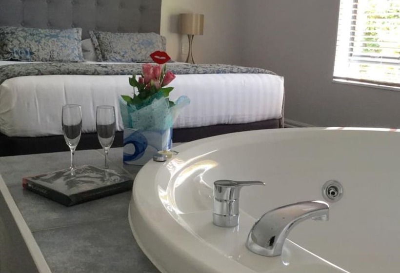 سوییت اجرایی, Aubyn Court Spa Motel
