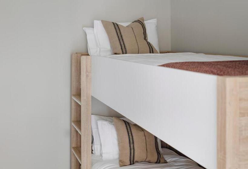 آپارتمان 2 خوابه, Motel Caloundra