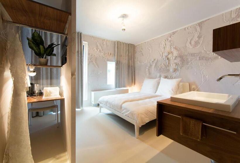 اتاق راحتی, Design Hotel Modez