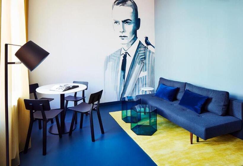 استودیوی استاندارد, Design Hotel Modez