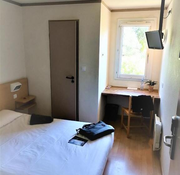 اتاق استاندارد با سرویس بهداشتی مشترک, Fasthotel Montpellier Ouest   Un Hôtel Fh Classic