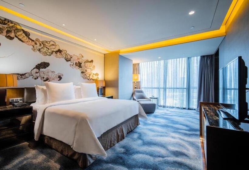 Deluxe Suite King Bed, Four Seasons Hotel Shenzhen