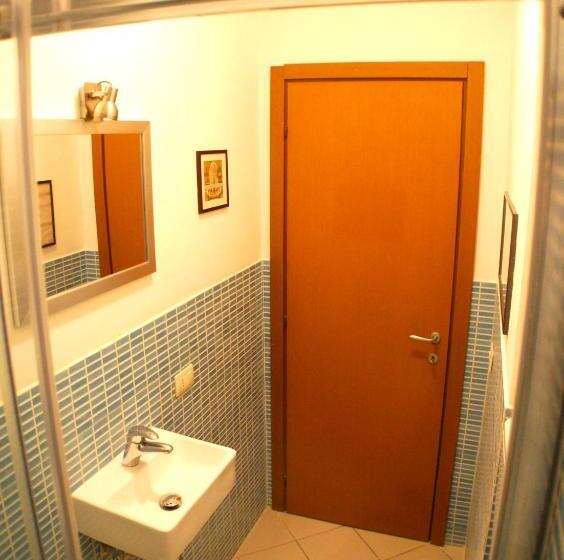 Habitación Estándar Baño Compartido, Albergo Teatro