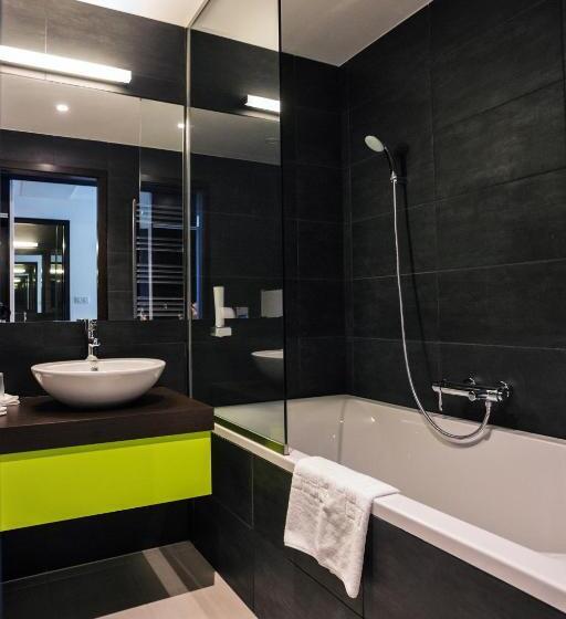 اتاق استاندارد با بالکن, Art Hotel Szeged