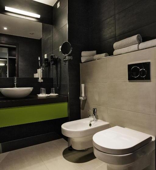 سوئیت 2 خوابه, Art Hotel Szeged