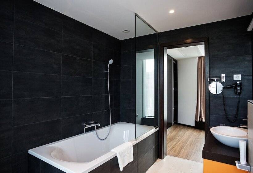 سوییت, Art Hotel Szeged