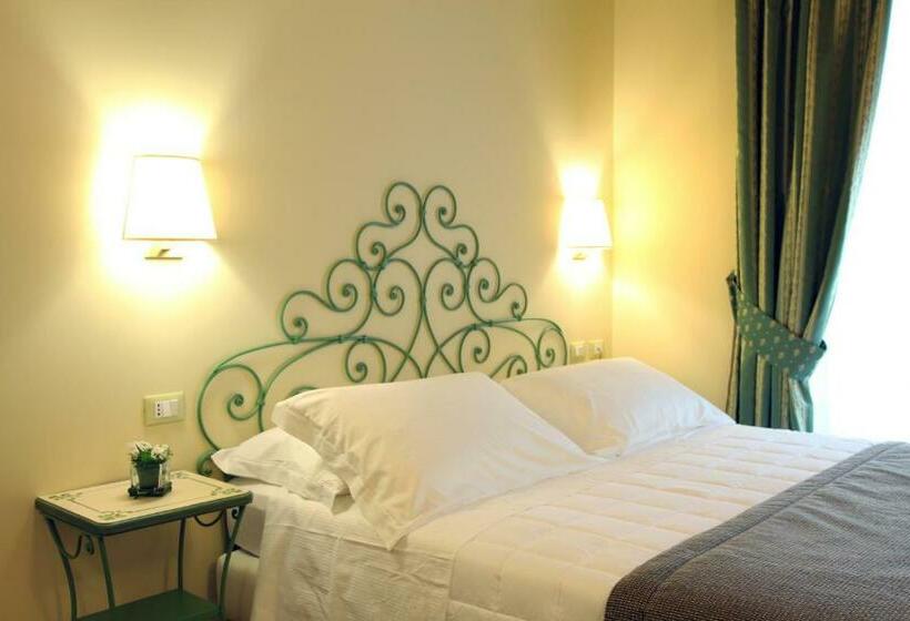 اتاق استاندارد, Borgo Antico