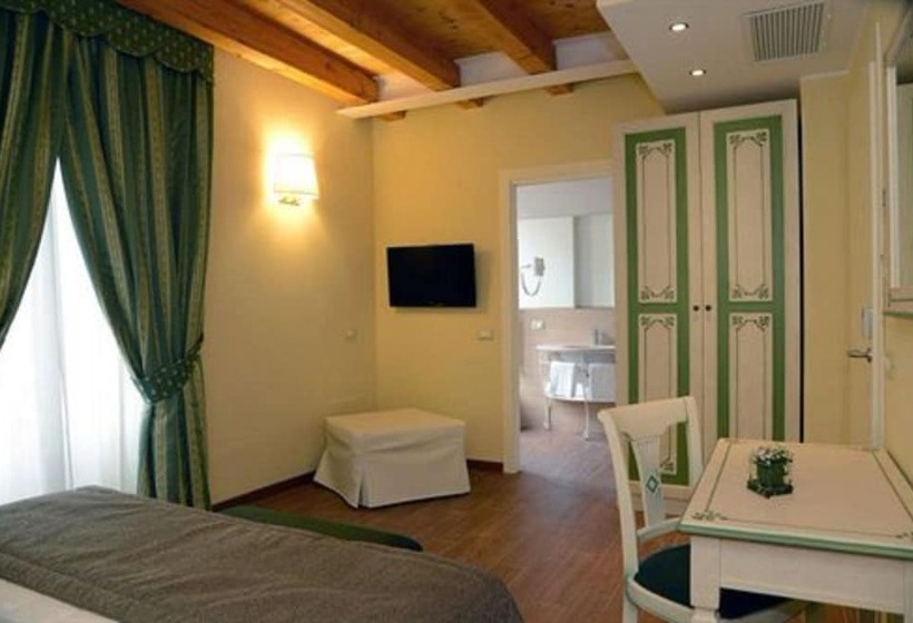 اتاق استاندارد, Borgo Antico