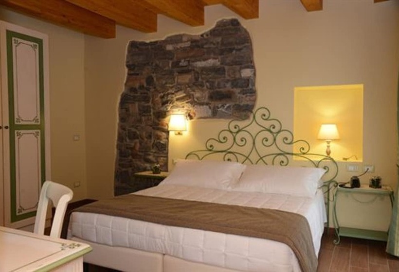 اتاق استاندارد سه نفره, Borgo Antico