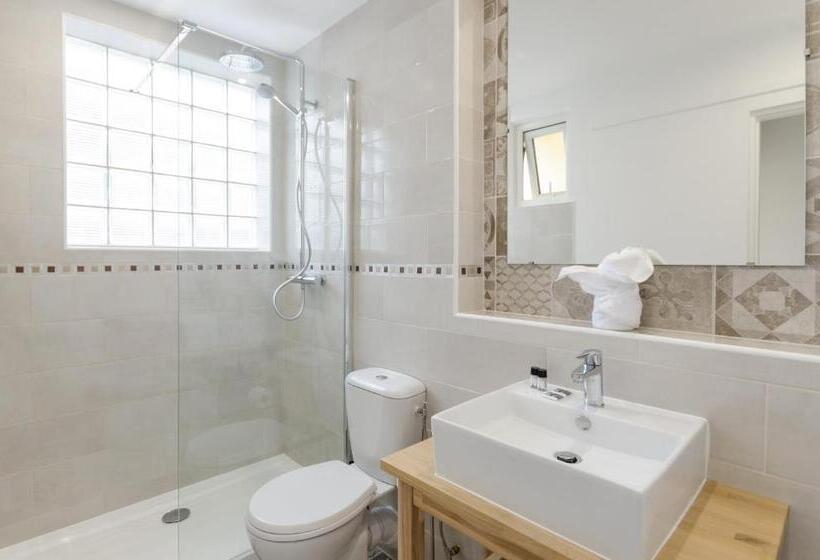 Номер Стандарт с Балконом, Cap Nègre Hôtel