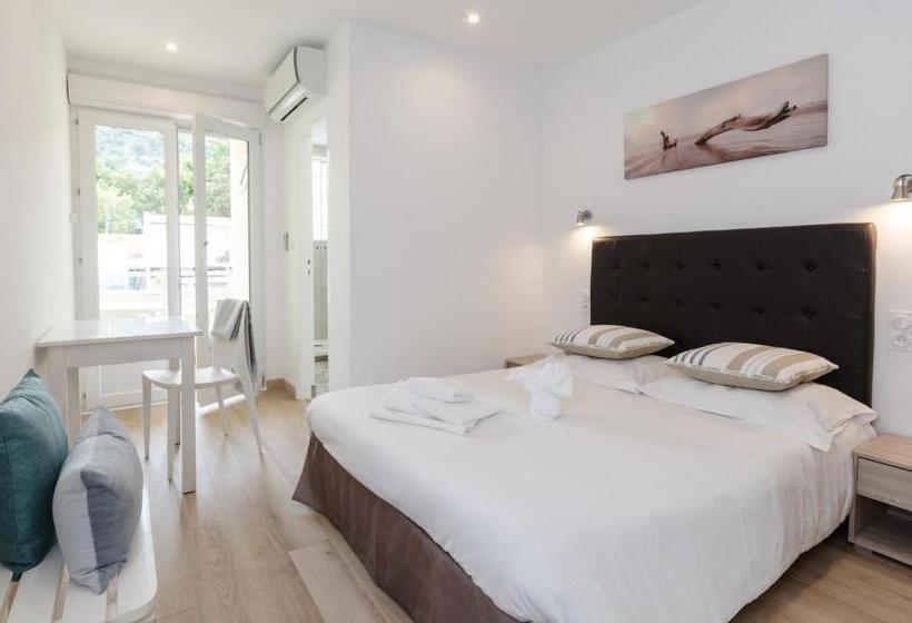 Номер Стандарт с Балконом, Cap Nègre Hôtel