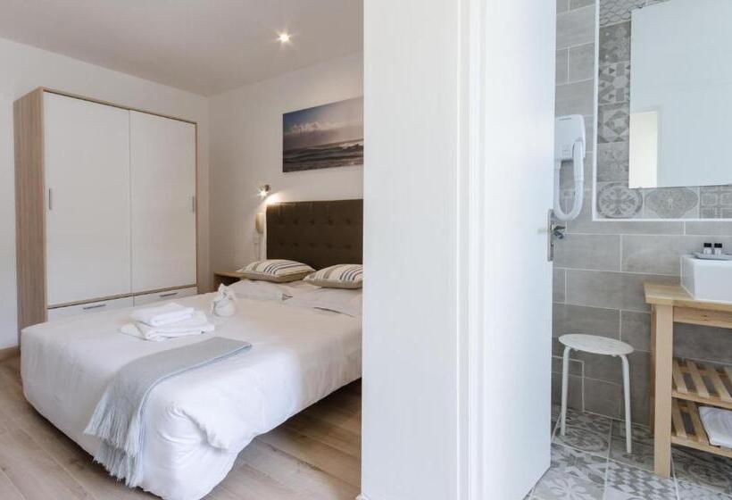 Номер Стандарт с Балконом, Cap Nègre Hôtel