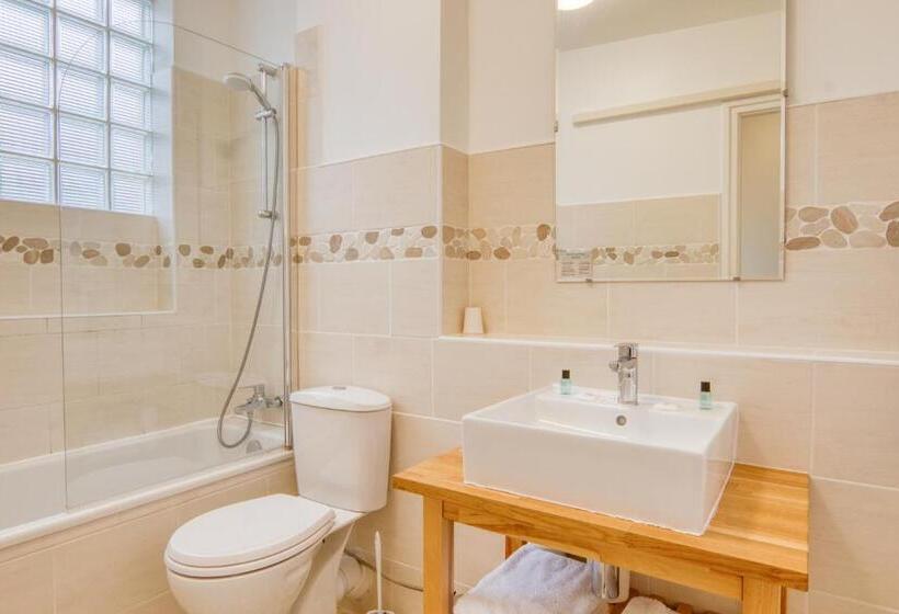 Номер Стандарт с Балконом, Cap Nègre Hôtel