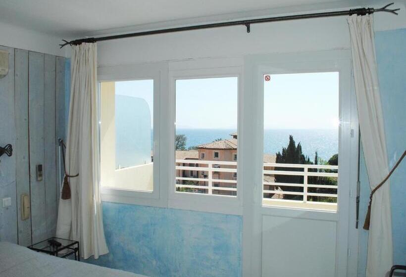 Номер Стандарт Вид на Море с Балконом, Cap Nègre Hôtel