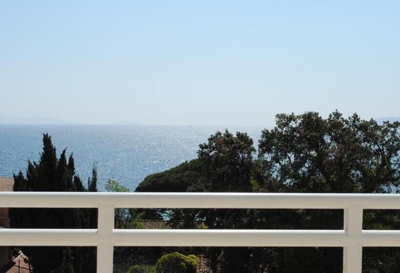 Habitación Triple Estándar Vista Mar, Cap Nègre Hôtel