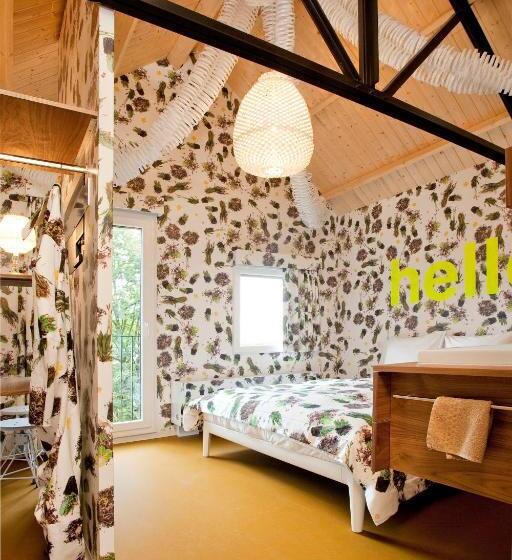 اتاق پنت هاوس, Design Hotel Modez