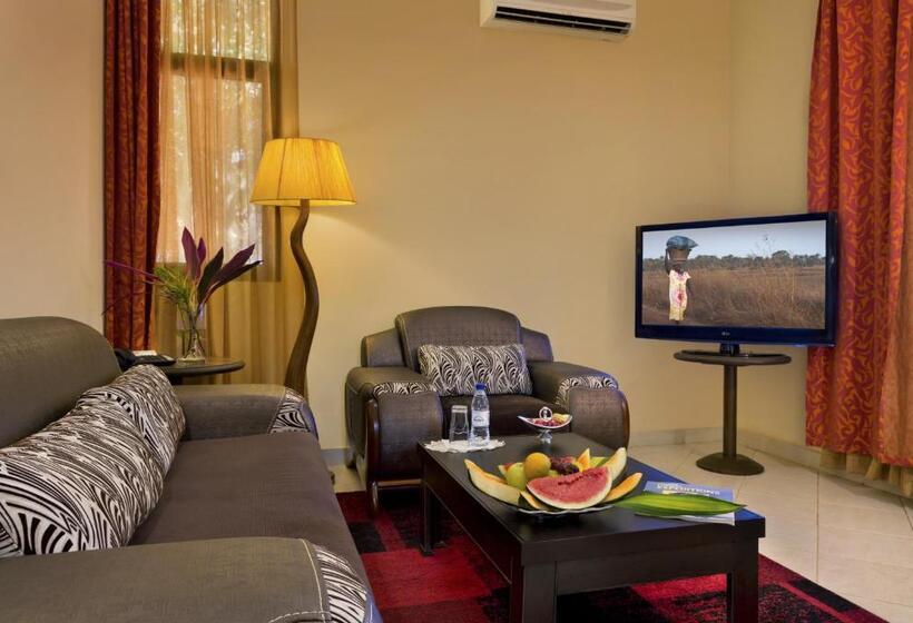 سوییت جونیور, Dunia Hôtel Bissau