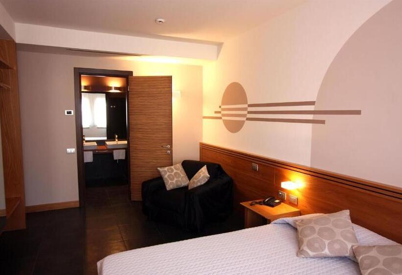 اتاق لوکس, Europa Belluno
