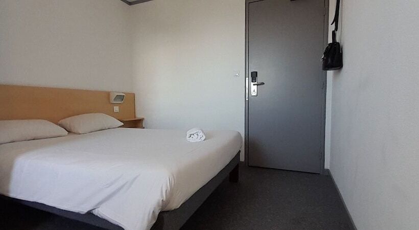 اتاق استاندارد با سرویس بهداشتی مشترک, Fasthotel Montpellier Ouest   Un Hôtel Fh Classic