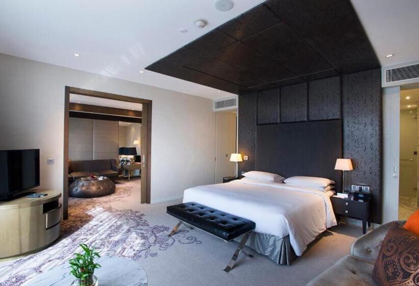 سوئیت با تخت بزرگ, Hyatt Regency Gurgaon
