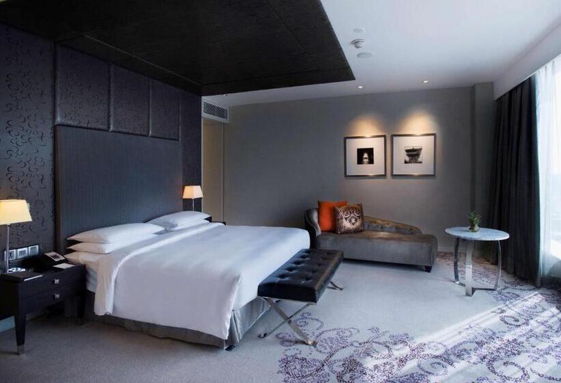 سوئیت با تخت بزرگ, Hyatt Regency Gurgaon