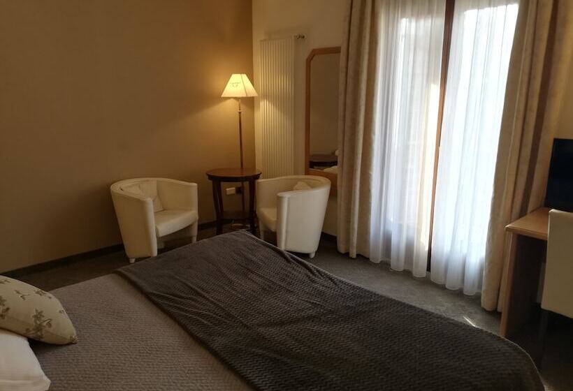 اتاق استاندارد, Il Piccolo Dolomiti Resort
