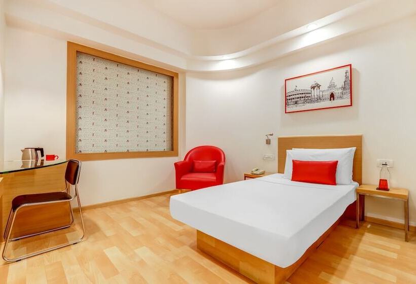 Номер Стандарт, Red Fox By Lemon Tree Hotels, Delhi Airport
