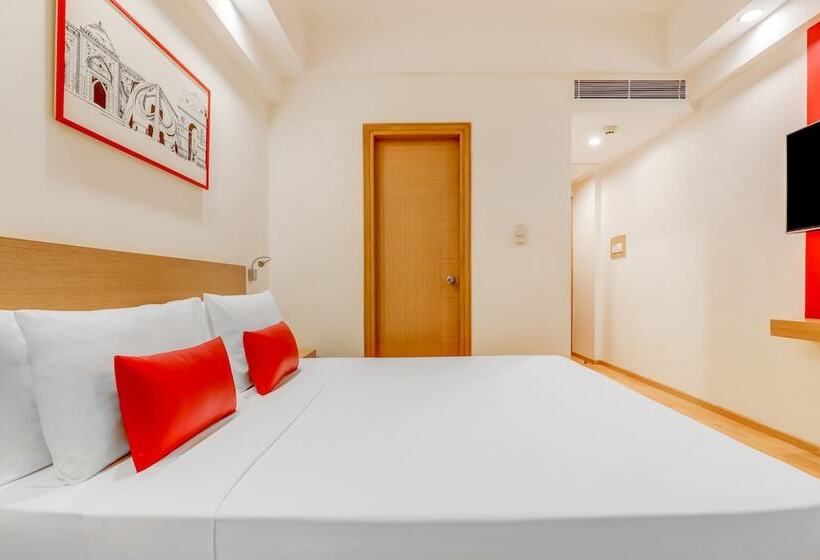 Номер Стандарт, Red Fox By Lemon Tree Hotels, Delhi Airport