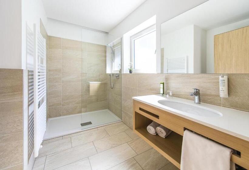 اتاق استاندارد با چشم‌انداز باغ, Campingpark Steiner