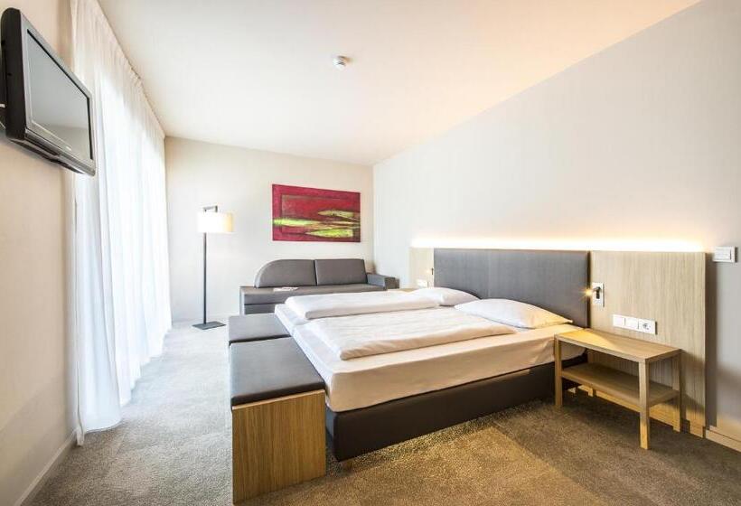 اتاق استاندارد با چشم‌انداز باغ, Campingpark Steiner