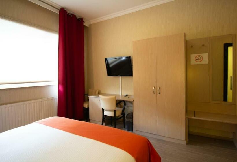 Standard Room, Taormina Brussels Airport