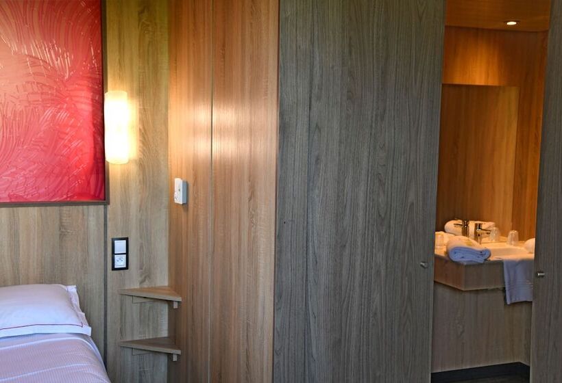 اتاق استاندارد, The Originals Access Aéroport, Hôtel Aurillac