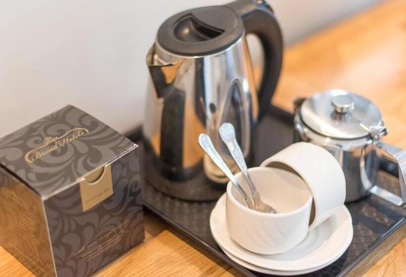 اتاق استاندارد با چشم‌انداز دریا, The Victoria Hotel & Source Spa