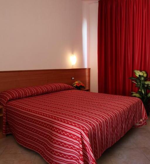 اتاق استاندارد یک نفره, Luigiane B&b