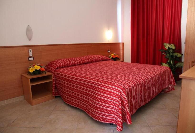 اتاق استاندارد یک نفره, Luigiane B&b