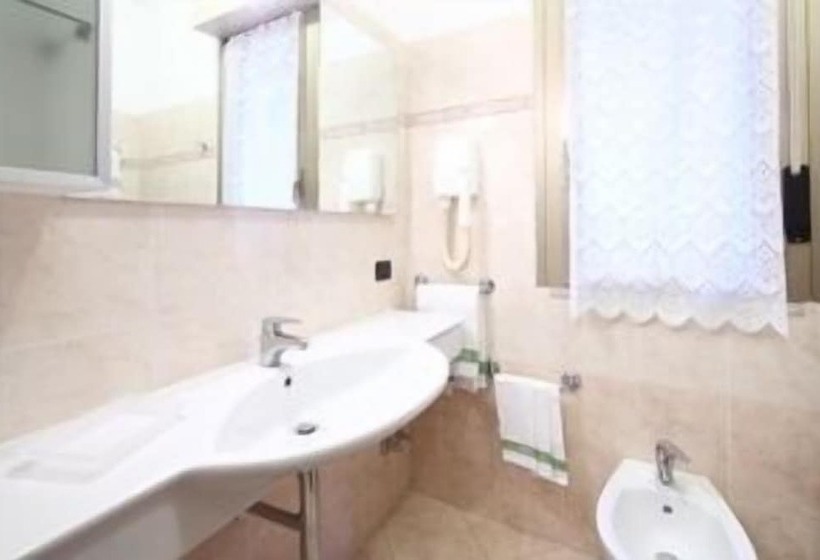 استودیو کامفورت, Residence Hotel Kriss