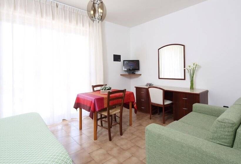 استودیو کامفورت, Residence Hotel Kriss