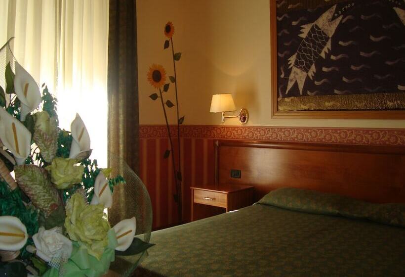 Chambre Quadruple Standard, Albergo Hotel Verdi