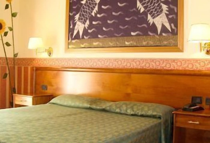 Chambre Triple Standard, Albergo Hotel Verdi